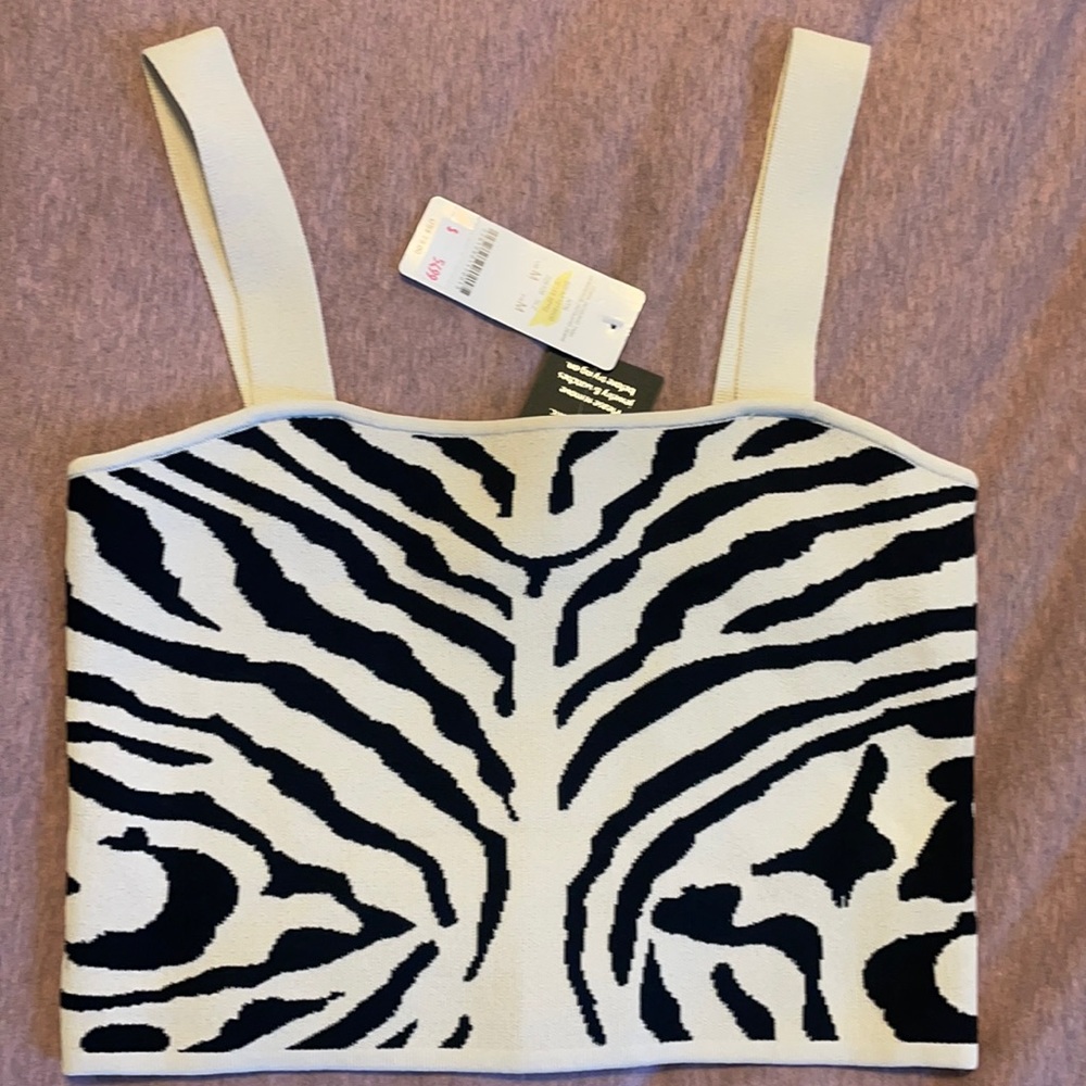 Bebe cropped zebra top